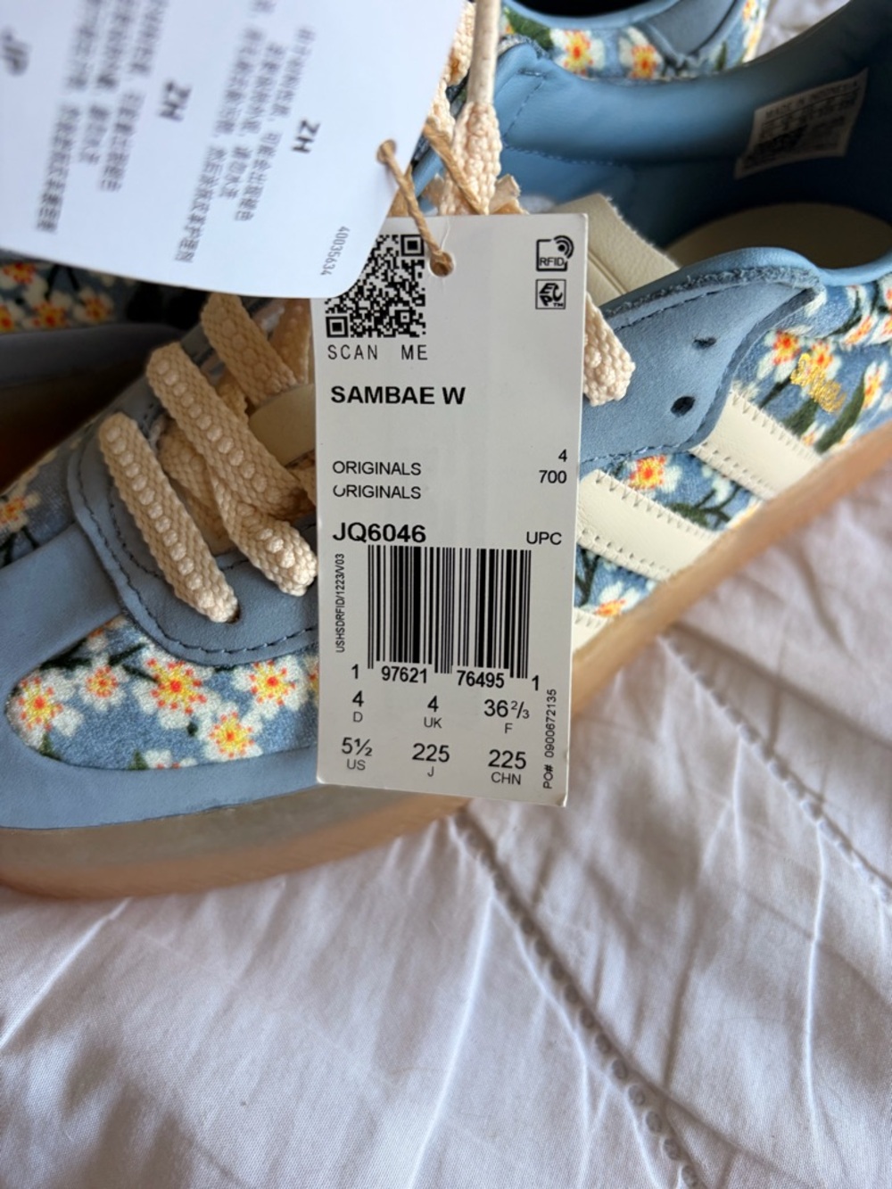 Adidas Samba Women’s Light Blue Floral Lace-Up Sneakers with Cream Laces - Picture 4 of 5